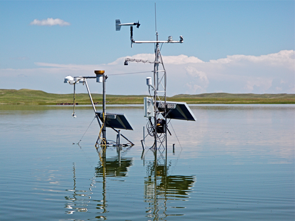 An observing system on a hyper-saline lake in the Sandhills region of Western Nebraska (Credit: John Lenters)