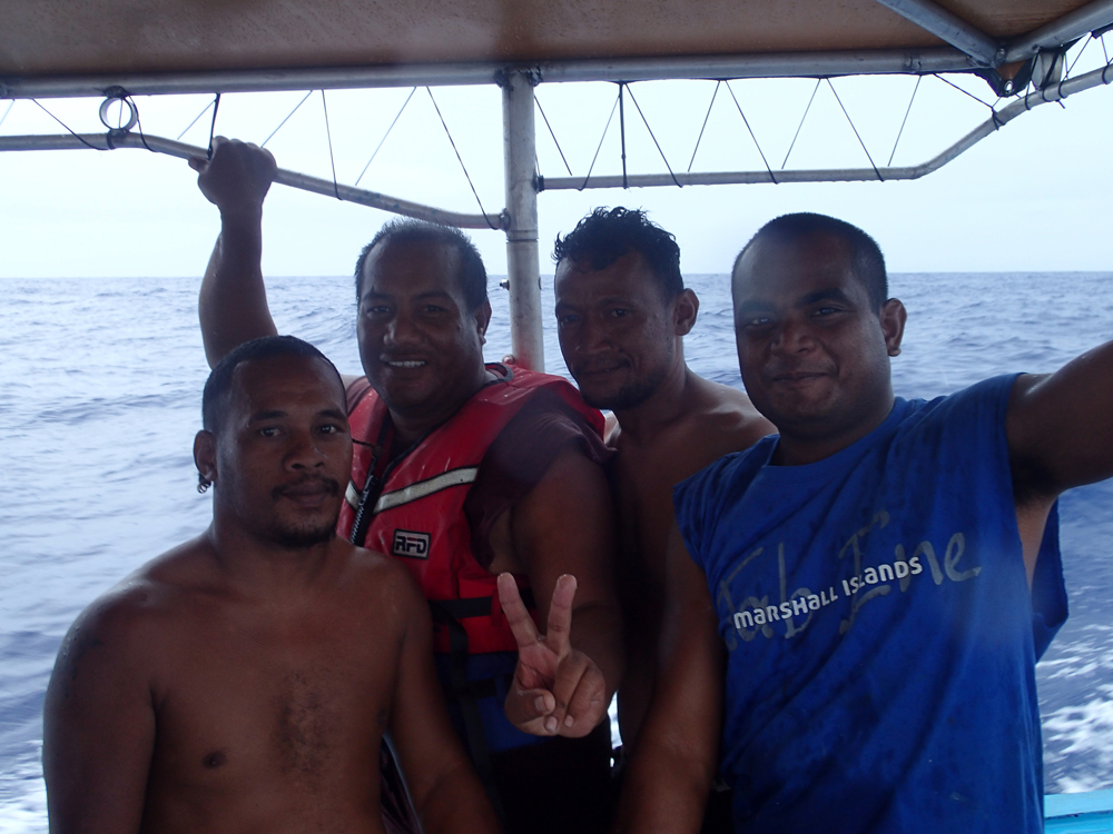 A crew of local islanders helped deploy the wave buoy (Credit: Kimball Millikan/University of Hawaii)