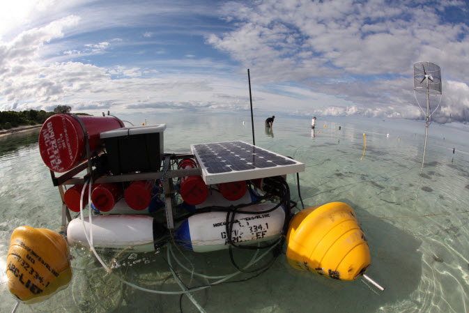 The integrated sensor system deployed on the Heron Island coral reef flat. (Credit: David Kline)