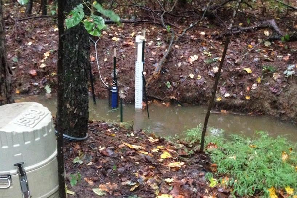 In-stream monitoring station, with YSI EXO, water level recorder and ISCO autosampler. (Credit: Maggie Zimmer / Duke University)
