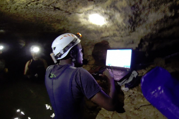 Ball State University researchers working in a karst aquifer. (Credit: Lee Florea / Ball State University)