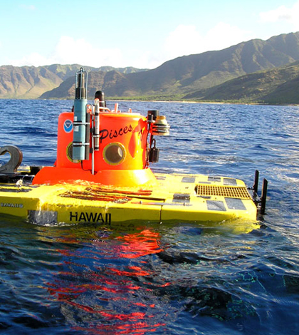 Pisces V off the Big Island of Hawaii (Credit: Hawaii Undersea Research Lab)