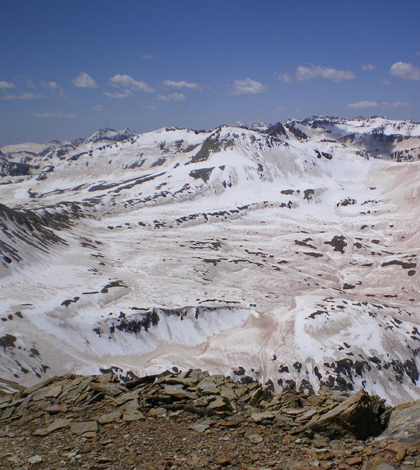 Dust-covered snow in the San Juan Mountains of the Upper Colorado River basin, May 2009. (Credit: NASA/JPL-Snow Optics Laboratory)