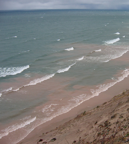 Image: Grand Sable Dunes on Lake Superior (Credit: NOAA)