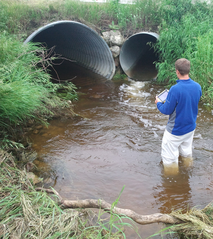 The Center for Limnology University of Wisconsin-Madison road crossing survey find the barriers to streamflow are more prevalent than dams (Credit: Stephanie Januchowski-Hartley)