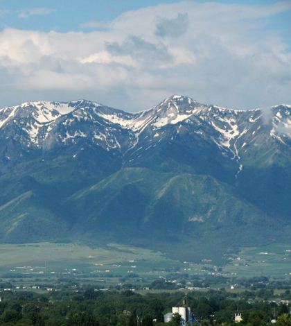 The GAMUT monitoring network will track the Logan River as it flows from the mountains to the agricultural valley (Credit: Beth Woodrum, via Flickr)