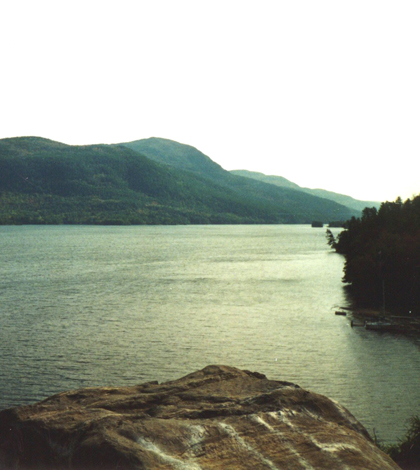 Lake George (Credit: Hgjudd, via Wikimedia Commons)
