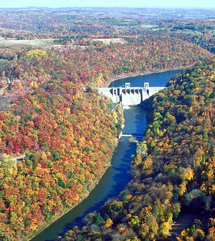 Mahoning Creek Dam and Lake (Credit: U.S. Army Corps of Engineers)