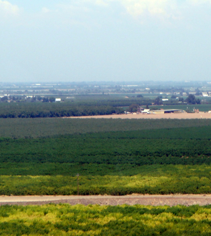 California's San Joaquin Valley and Central Valley. (Credit: Amadscientist, via Wikimedia Commons)