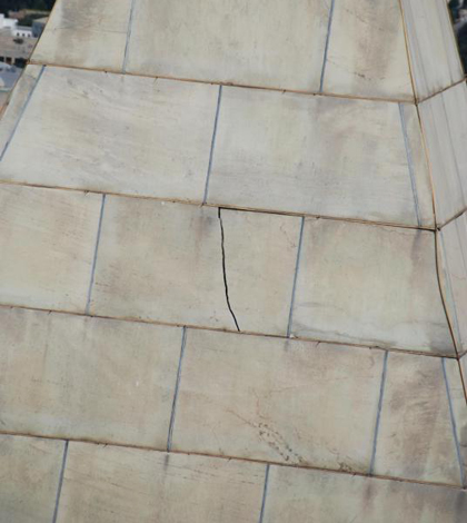 Damage to the Washington Monument from the 2011 Virginia earthquake (Credit: National Park Service)