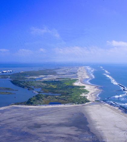 East Timbalier Island (Credit: NOAA, via Wikimedia Commons)