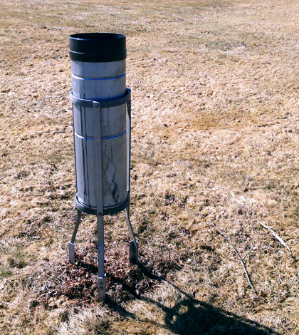The unassuming rain bucket where Steve Olsen continues 125 years of tradition by taking rainfall measurements by hand (Credit: Steve Olsen)