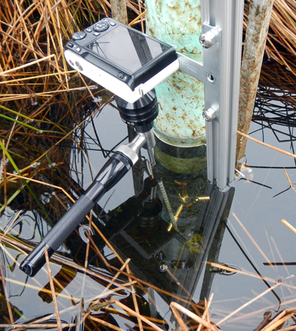 This version of the volumetric particle imager tracks small-scale wetland flow with a Nikon camera, Maglite light source and Hawkeye Pro Hardy borescope. (Credit: Evan Variano)