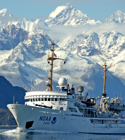 The NOAA Ship Fairweather in front of its namesake Mt. Fairweather in southeast Alaska (Credit: NOAA)