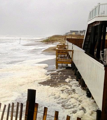 Waves hit the beach at Sandbridge, Va., during Hurricane Sandy. (Credit: Bill Gassett)