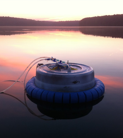 The testing chamber floats on the lake’s surface and measures gas exchange between the water and atmosphere. (Credit: Daniel McGinnis)