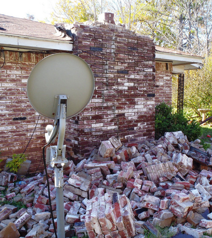 A home damaged from an earthquake in central Oklahoma. (Credit: USGS)