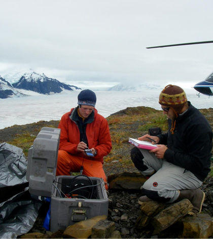 Researchers track meltwater using seismic equipment. (Credit: University of Texas)