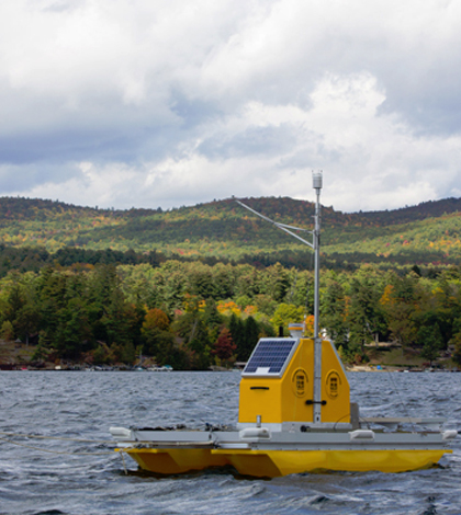 Water quality buoy on Lake George. (Credit: Rensselaer Polytechnic Institute)