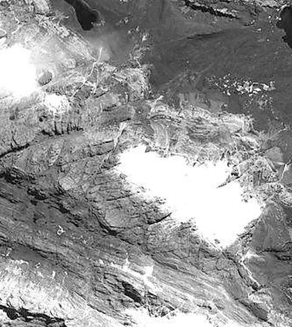 Satellite images show a glacial retreat in Papua New Guinea. (Credit: Plymouth University)