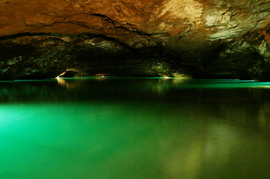 The Lost Sea: Exploring America's largest underground lake in