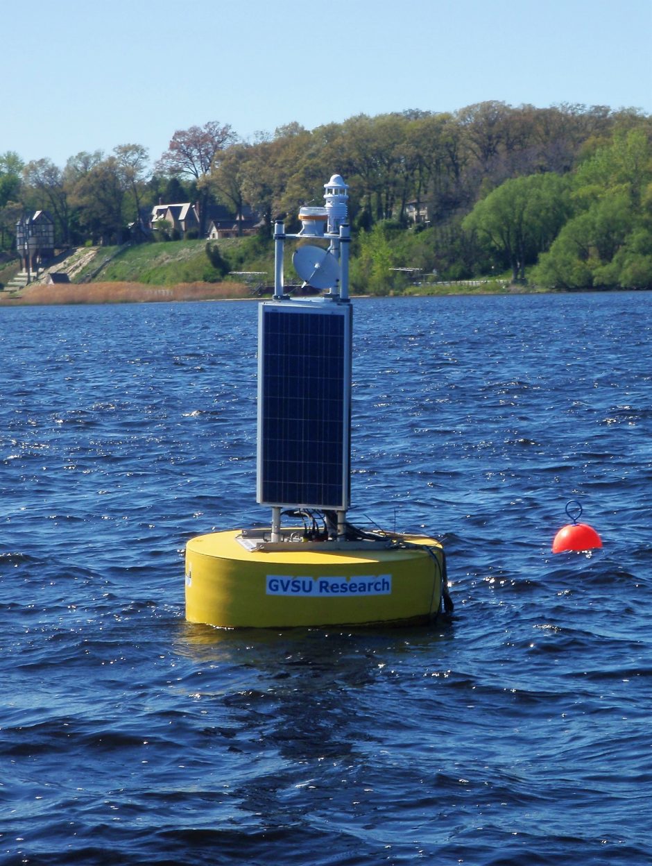 Environmental Monitor  Buoy Data Powers Muskegon Lake Hypoxia Research