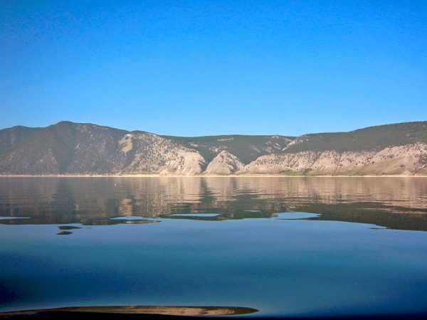 Changing ancient lakes