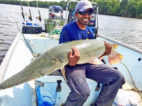 How to Fly Fish for Longnose Gar - Orvis News