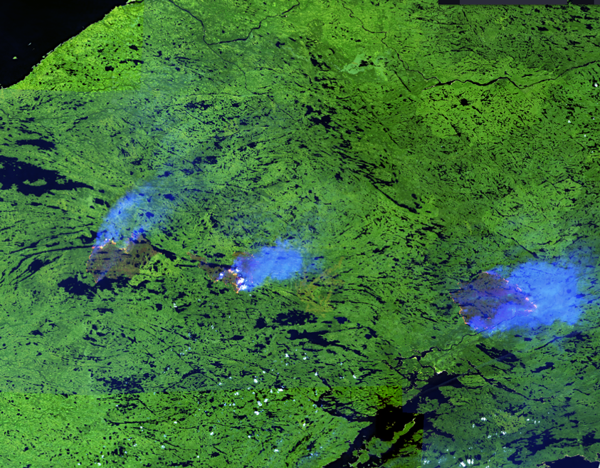 Sentinel-2 imagery of wildfires in Quebec.