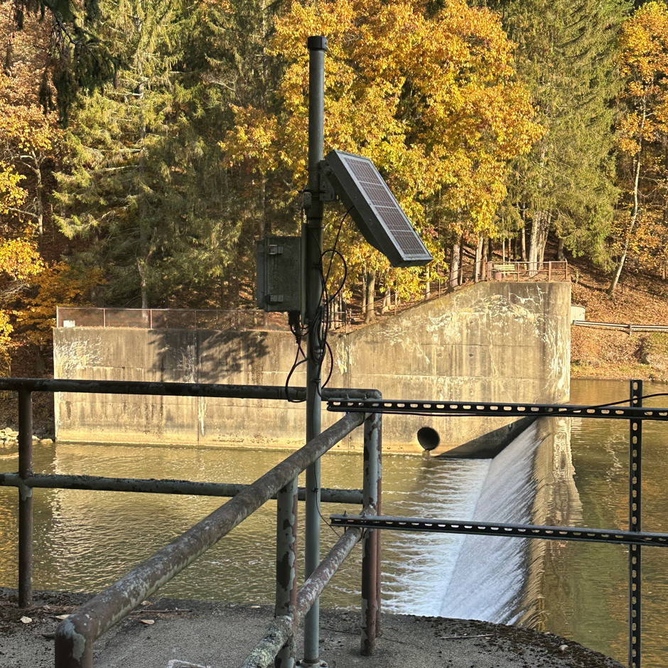 A NexSens water quality monitoring station located at the hydroelectric dam's stilling basin