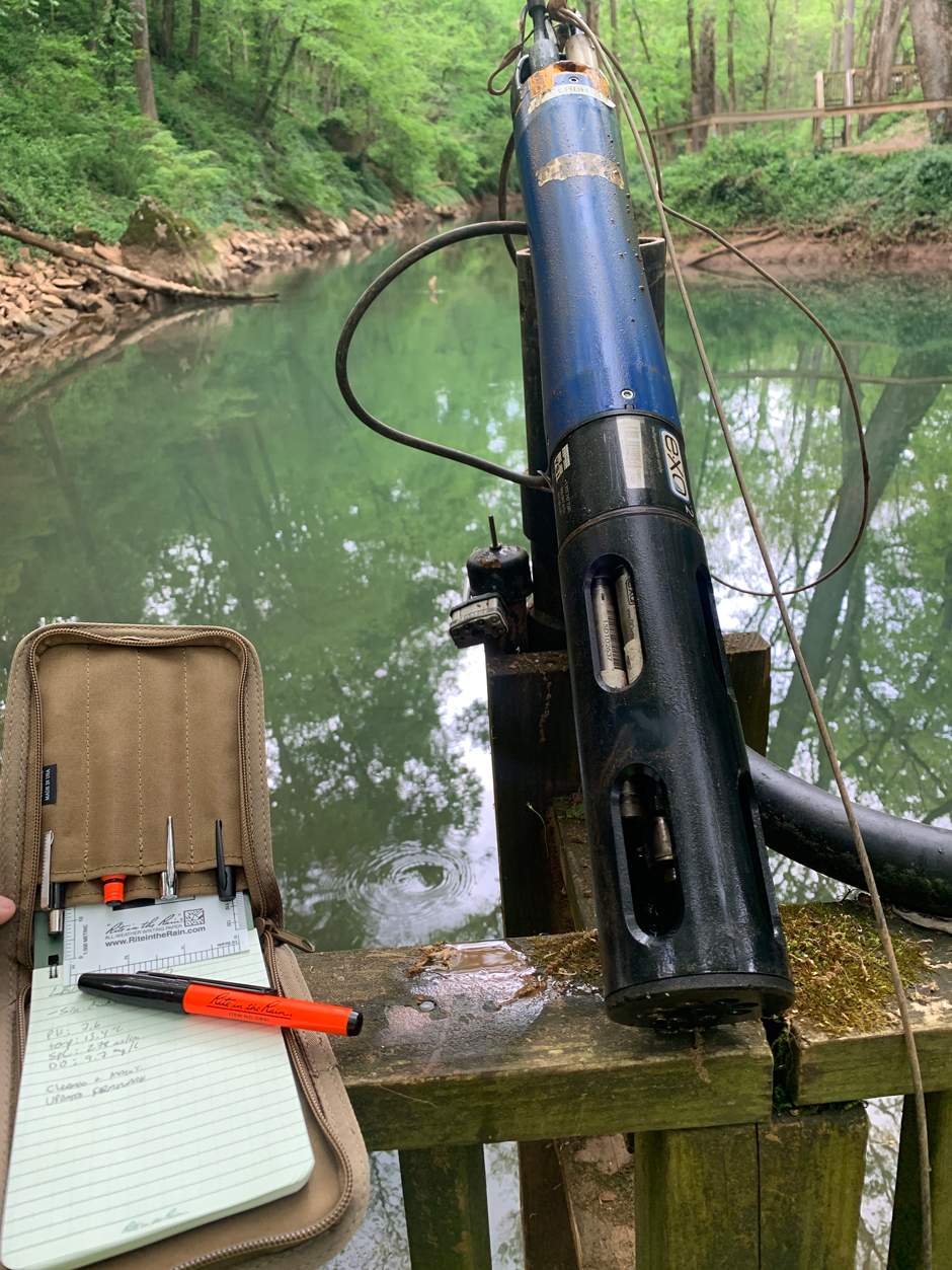 Checking the status of an EXO II at Lost River Blue Hole