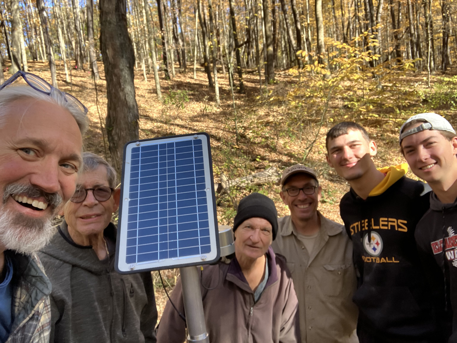 W&J Alum, Faculty, students, and AFS Caretaker work together installing the Hanson Weather and Water Quality Stations. From left to right: Jamie March, Joe Hanson, Jim Abernathy, Jason Kilgore, AJ Wardropper, and Nate Ratica.