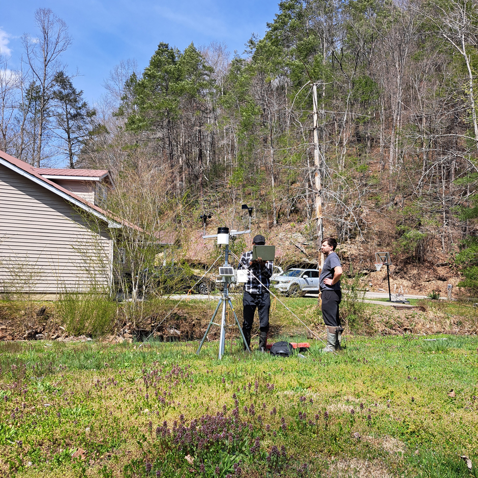 UofL students collect data from HOBO Weather station at Cowan Community Center in Letcher County, KY. 