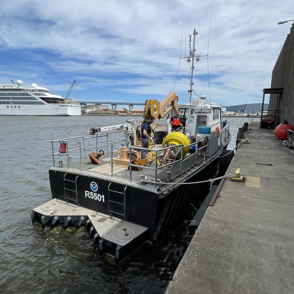 The Wisconsin Shipwreck Coast Sentinel project in Sheboygan, Wisconsin, is a joint effort by UWM-SFS and NOAA.